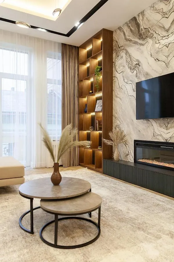 Royal Apartment On Fredra 4A Lvov